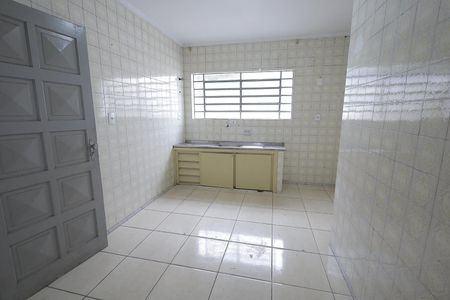 Casa à venda com 161m², 3 quartos e 3 vagas Casa à venda com 161m², 3 quartos e 3 vagasCozinha