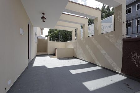 Casa à venda com 161m², 3 quartos e 3 vagas Casa à venda com 161m², 3 quartos e 3 vagasQuintal e Garagem