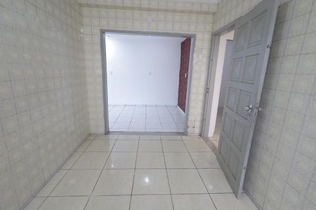 Casa à venda com 161m², 3 quartos e 3 vagas Casa à venda com 161m², 3 quartos e 3 vagasCozinha