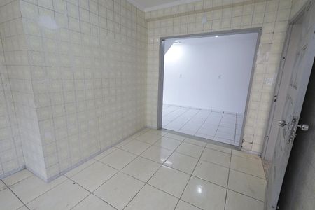 Casa à venda com 161m², 3 quartos e 3 vagas Casa à venda com 161m², 3 quartos e 3 vagasCozinha