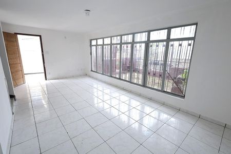 Casa à venda com 3 quartos, 161m² em Vila Curuçá, Santo André