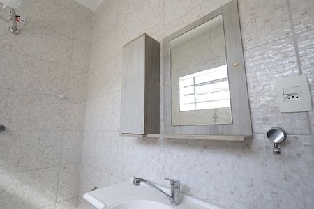 Casa à venda com 161m², 3 quartos e 3 vagas Casa à venda com 161m², 3 quartos e 3 vagasBanheiro 2