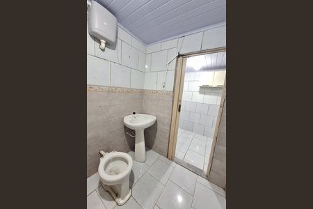 Banheiro de casa para alugar com 1 quarto, 80m² em Santo Antonio, Duque de Caxias