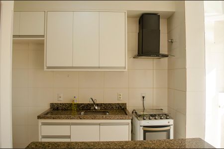 Apartamento para alugar com 1235m², 2 quartos e 1 vaga Apartamento para alugar com 1235m², 2 quartos e 1 vagaCozinha