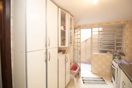 Cozinha 2 de casa à venda com 4 quartos, 307m² em Vila Mazzei, São Paulo