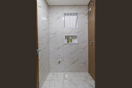 Banheiro de apartamento para alugar com 2 quartos, 55m² em Vila Curuçá Velha, São Paulo