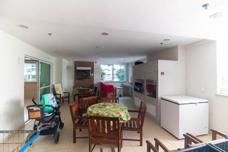 Área comum de apartamento para alugar com 3 quartos, 96m² em Santa Rosa, Niterói