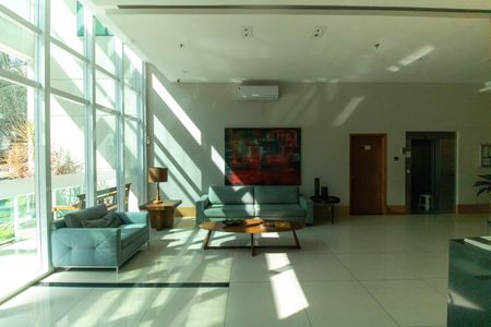 Apartamento à venda com 96m², 3 quartos e 1 vaga Apartamento à venda com 96m², 3 quartos e 1 vagaPortaria