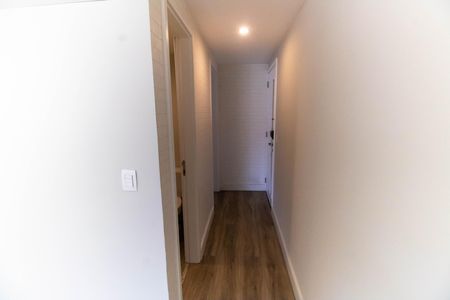Apartamento à venda com 96m², 3 quartos e 1 vaga Apartamento à venda com 96m², 3 quartos e 1 vagaHall de entrada