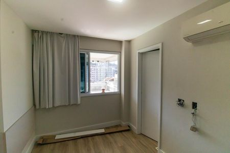 Apartamento à venda com 96m², 3 quartos e 1 vaga Apartamento à venda com 96m², 3 quartos e 1 vagaSuíte 2