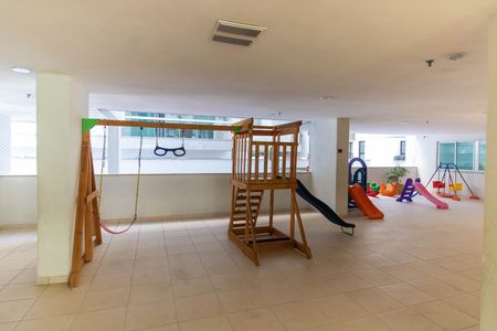 Área comum de apartamento para alugar com 3 quartos, 96m² em Santa Rosa, Niterói
