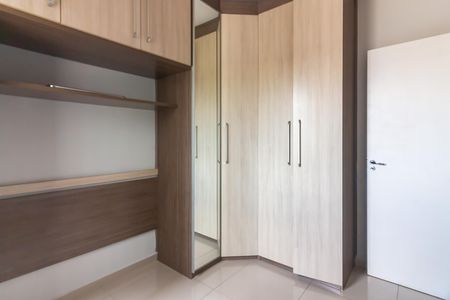 Quarto 1 de apartamento para alugar com 2 quartos, 51m² em Bussocaba, Osasco