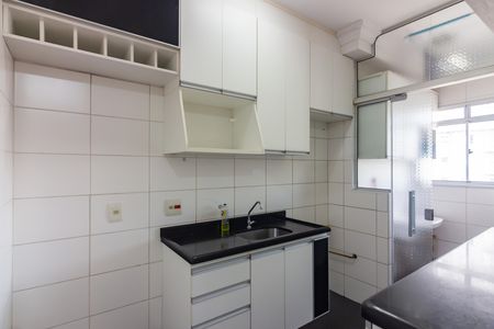 Cozinha de apartamento para alugar com 2 quartos, 51m² em Bussocaba, Osasco