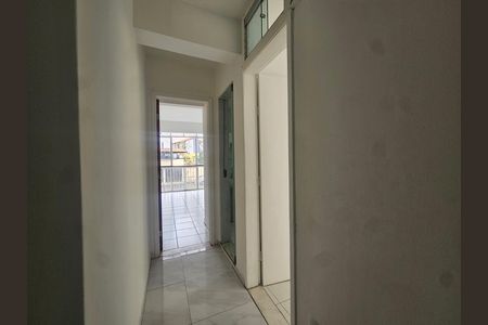 Corredor de apartamento para alugar com 2 quartos, 50m² em Brotas, Salvador