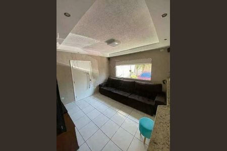 Casa à venda com 3 quartos, 256m² em Vila Pires, Santo André