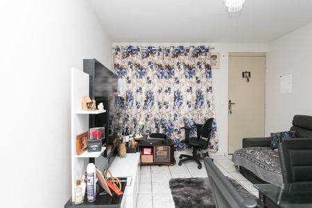 Sala de apartamento para alugar com 2 quartos, 52m² em Itaquera, São Paulo