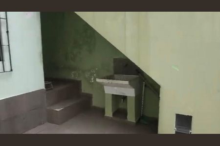 Casa à venda com 6 quartos, 318m² em Parque das Nações, Santo André