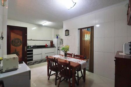 Casa à venda com 2 quartos, 184m² em Jardim das Maravilhas, Santo André