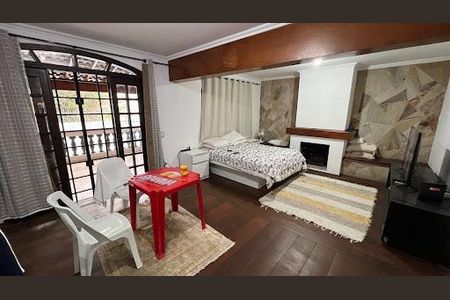 Casa para alugar com 3 quartos, 440m² em Vila Lucia, São Paulo