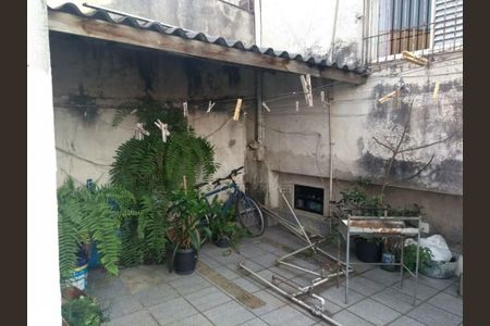 Casa à venda com 4 quartos, 260m² em São Lucas, São Paulo