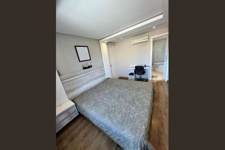 Casa à venda com 3 quartos, 153m² em Uberaba, Curitiba