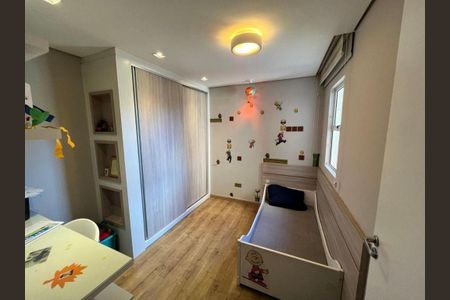 Casa à venda com 3 quartos, 153m² em Uberaba, Curitiba