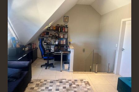 Casa à venda com 3 quartos, 153m² em Uberaba, Curitiba