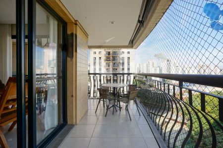 Apartamento à venda com 3 quartos, 150m² em Santo Amaro, São Paulo