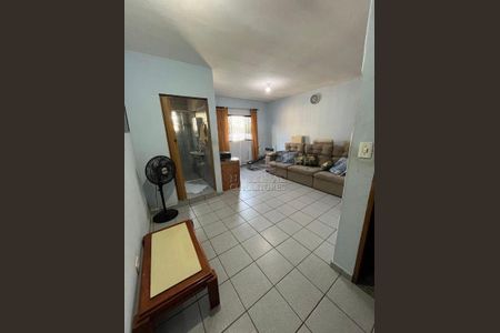 Casa à venda com 4 quartos, 280m² em Vila Sapopemba, São Paulo