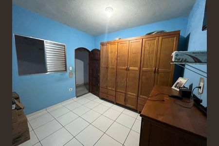 Casa à venda com 4 quartos, 280m² em Vila Sapopemba, São Paulo