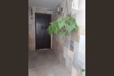 Casa à venda com 4 quartos, 200m² em Parque Jabaquara, São Paulo
