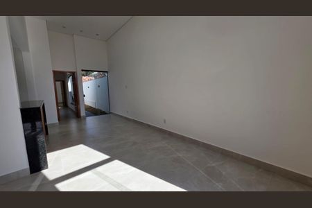 Casa à venda com 115m², 3 quartos e 2 vagas Casa à venda com 115m², 3 quartos e 2 vagasSala