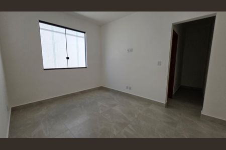 Casa à venda com 115m², 3 quartos e 2 vagas Casa à venda com 115m², 3 quartos e 2 vagasSuíte