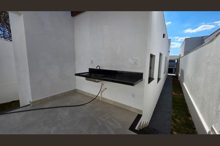 Casa à venda com 115m², 3 quartos e 2 vagas Casa à venda com 115m², 3 quartos e 2 vagasPia
