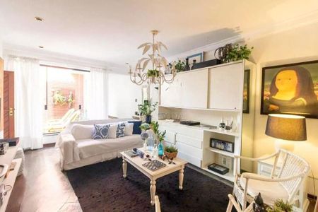 Casa à venda com 5 quartos, 237m² em Vila Valparaíso, Santo André