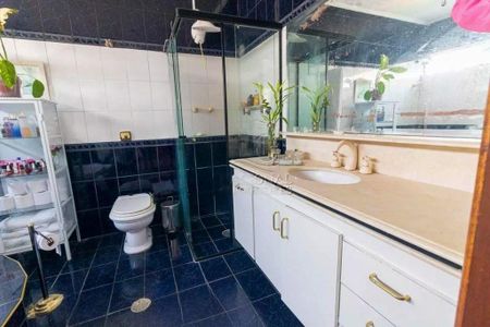 Casa à venda com 5 quartos, 237m² em Vila Valparaíso, Santo André