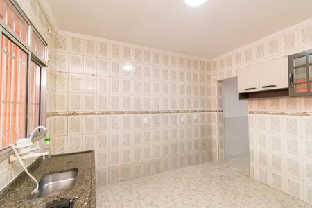 Cozinha de casa para alugar com 2 quartos, 250m² em Jardim Novo Carrao, São Paulo