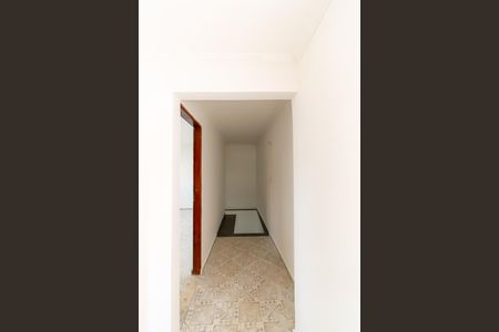 Corredor de casa para alugar com 2 quartos, 250m² em Jardim Novo Carrao, São Paulo