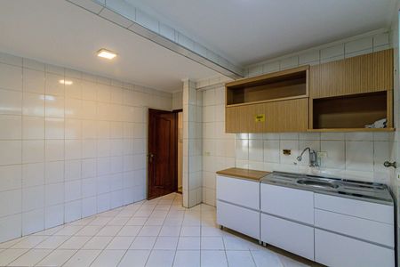 Cozinha de casa para alugar com 4 quartos, 175m² em Alto da Lapa, São Paulo