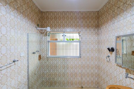 Banheiro social de casa para alugar com 4 quartos, 175m² em Alto da Lapa, São Paulo