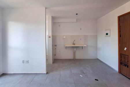 Sala de apartamento para alugar com 2 quartos, 40m² em Rio do Ouro, São Gonçalo