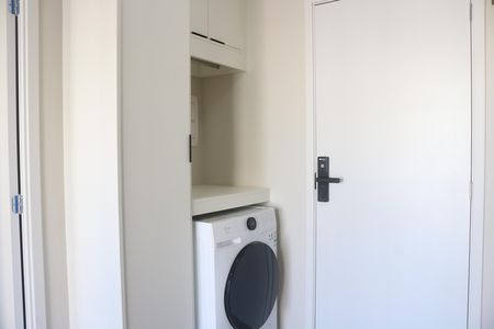Cozinha e Área de Serviço de apartamento para alugar com 1 quarto, 27m² em Pompeia, São Paulo