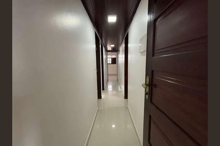Corredor de casa para alugar com 4 quartos, 237m² em Bela Vista, Lagoa Santa