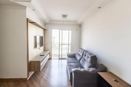Sala de apartamento para alugar com 3 quartos, 68m² em Jardim Tupanci, Barueri