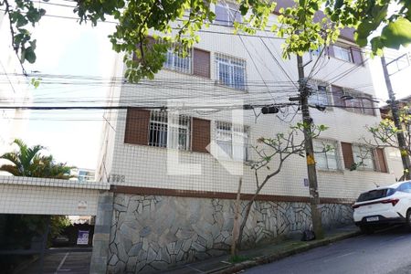 Apartamento para alugar com 240m², 3 quartos e 1 vaga