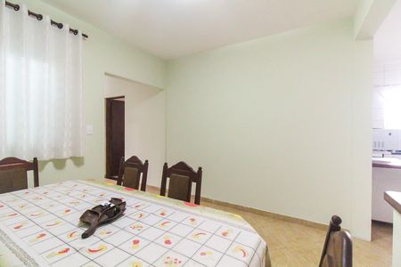 Sala de jantar de casa à venda com 2 quartos, 194m² em Vila Carmosina, São Paulo