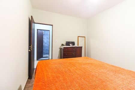 Quarto 2 de casa à venda com 2 quartos, 194m² em Vila Carmosina, São Paulo