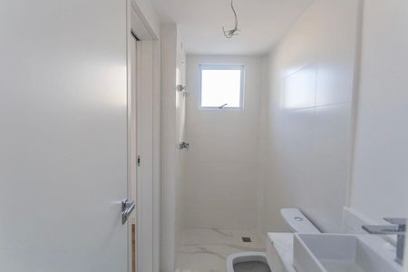 Suíte 2 - Banheiro  de apartamento à venda com 2 quartos, 77m² em Santa Efigênia, Belo Horizonte