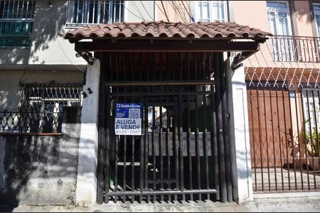 Casa à venda com 45m², 2 quartos e sem vaga Casa à venda com 45m², 2 quartos e sem vagaFachada