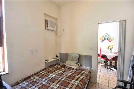Casa à venda com 45m², 2 quartos e sem vaga Casa à venda com 45m², 2 quartos e sem vagaQuarto 1